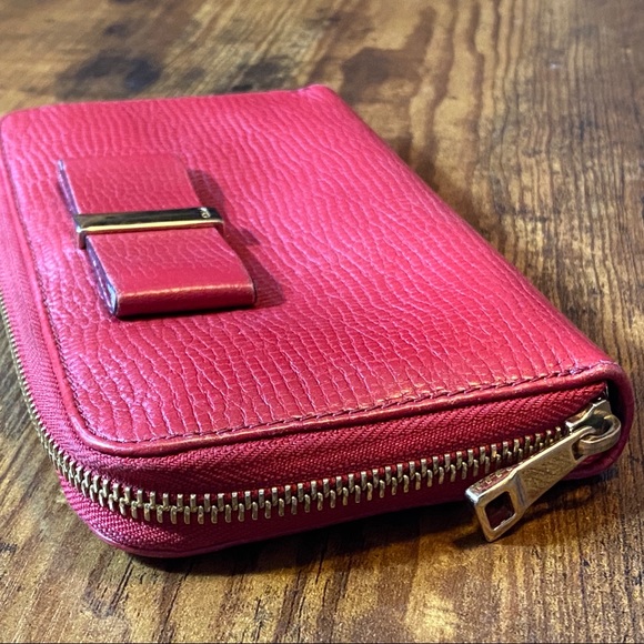 Authentic Chloe Bow Zip Long Wallet - Picture 4 of 13